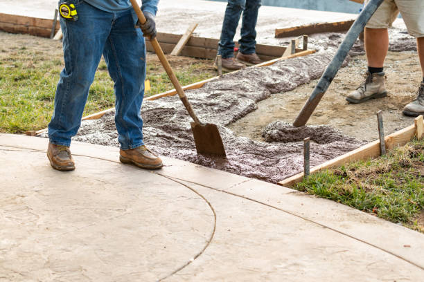 Best Concrete Driveway Repair Near Me  in Smithville, MO